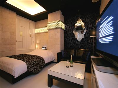 ヌード撮影の夢をサンマルサンで叶えて幸せな時間を過ごしたゲストさんの体験談